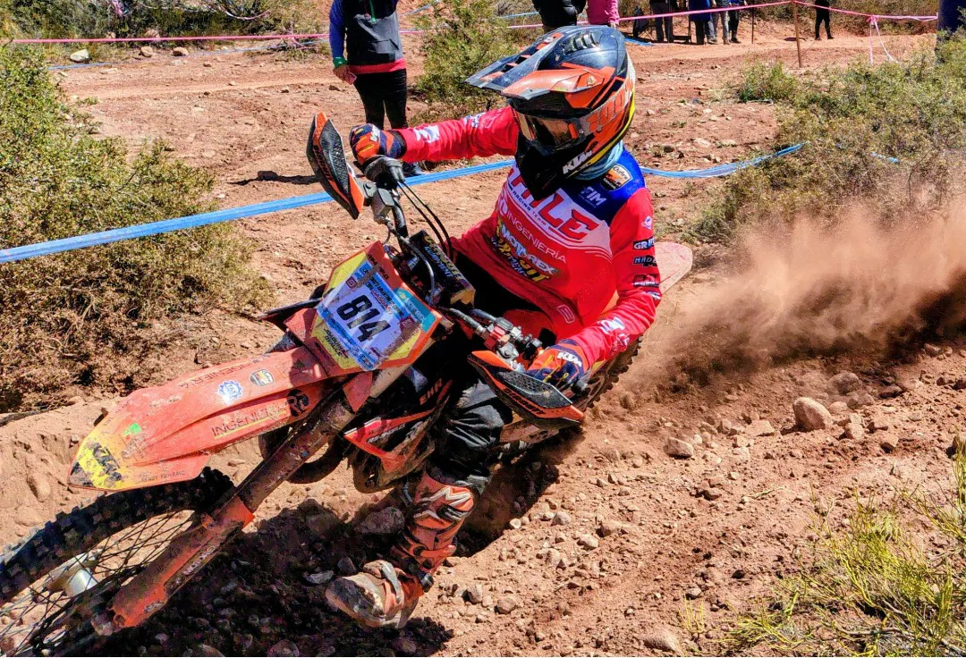 Screenshot_20250922-215806_Fotos~2