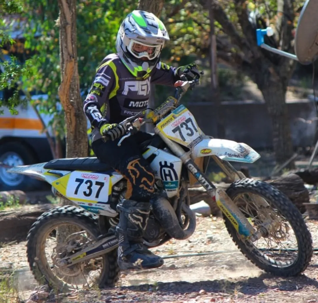 Screenshot_20240408-220033~2