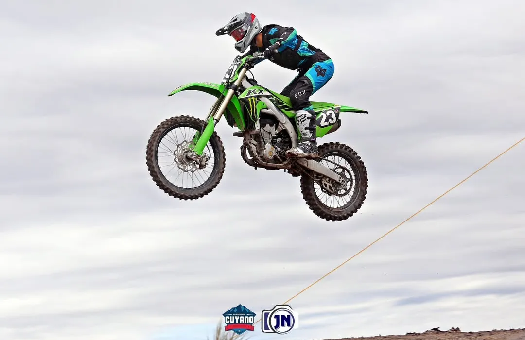 Screenshot_20250429-213356~2